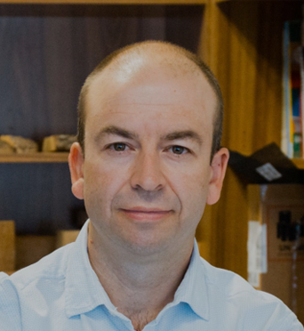 Dr. Jorge Martín